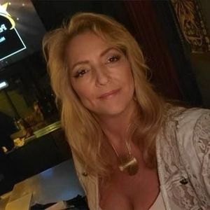 Meet your Posher, Eva